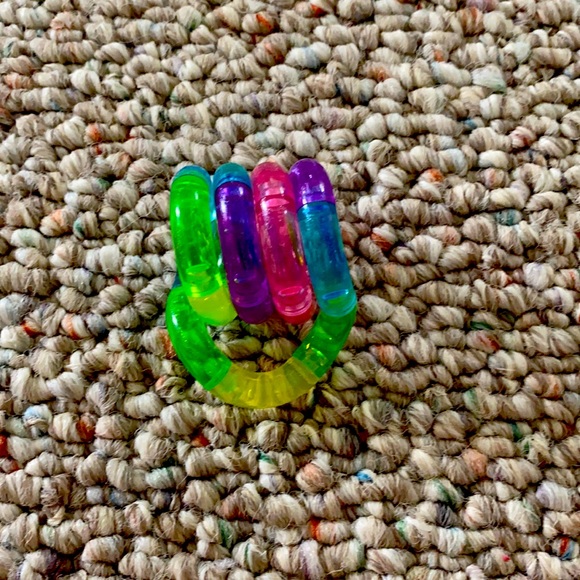 Colorful tangle - Picture 1 of 3